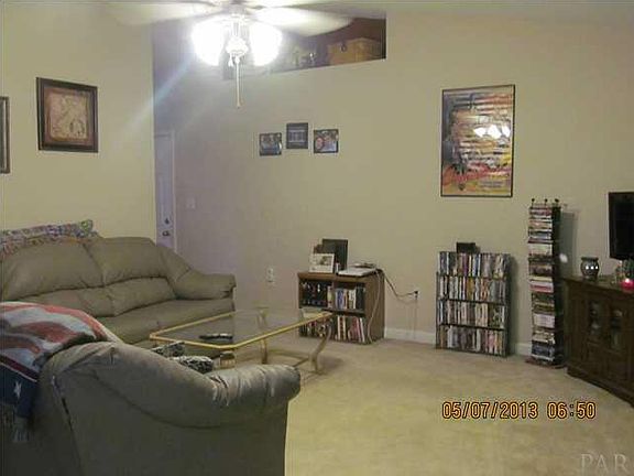 3rd image of 5238 Richardson St