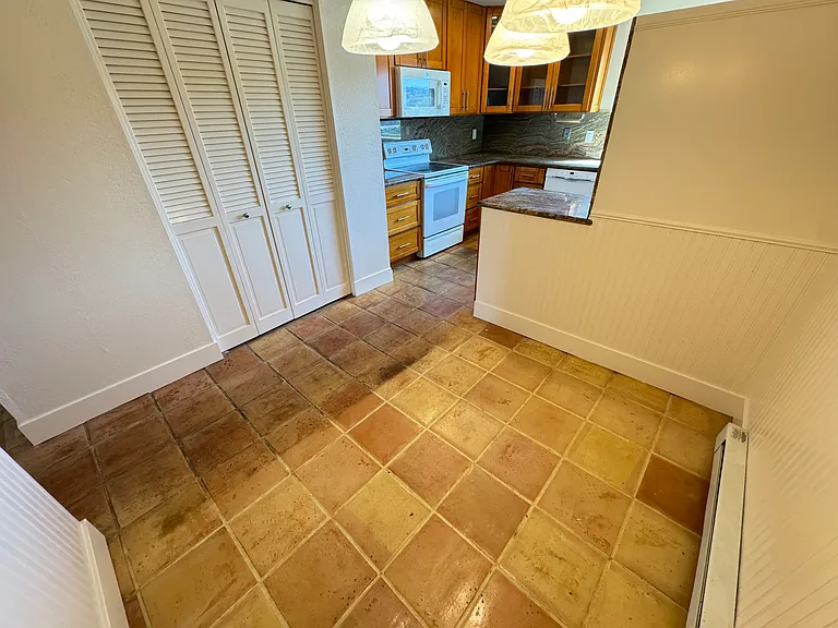490 Canal St #11 — Photo 12
