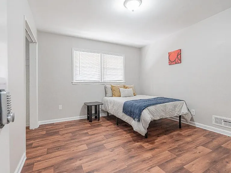 369 Waterford Rd NW #2 — Photo 2