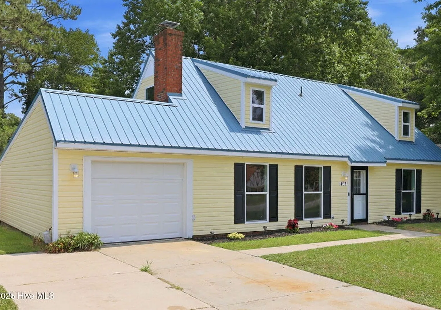 Newly Renovated 4 Bedroom in Brynn Marr! — Photo 1