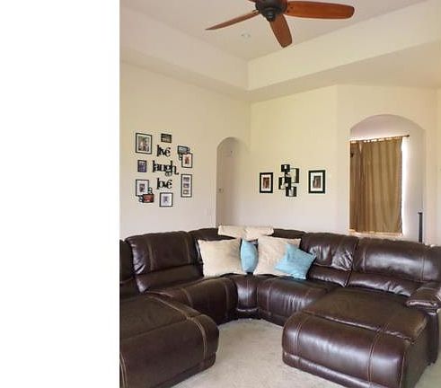 4th image of 2728 SW 18th Pl