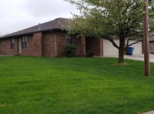 2016 Southfork Dr #2016, Ozark, MO 65721