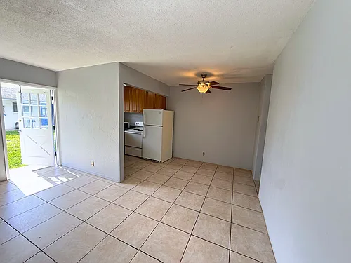 1958 Liberty St #9 Photo 1