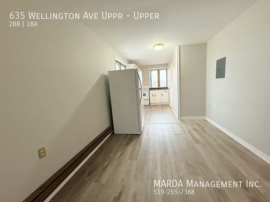 Building Photo - 635 Wellington Ave #UPPER