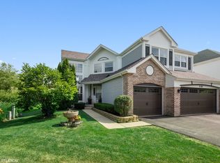 2128 Feldott Ln, Naperville, IL 60540