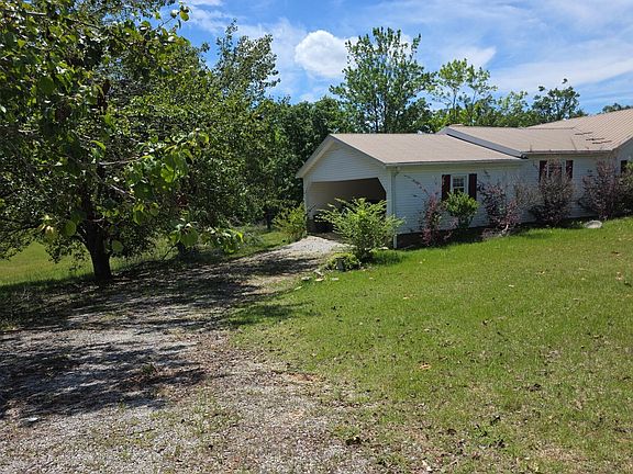 3rd image of 1421 County Road 232