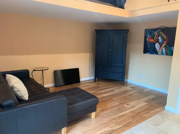 (undisclosed Address), Salinas, CA 93908