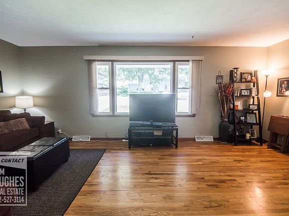 5th image of 502 Oak St