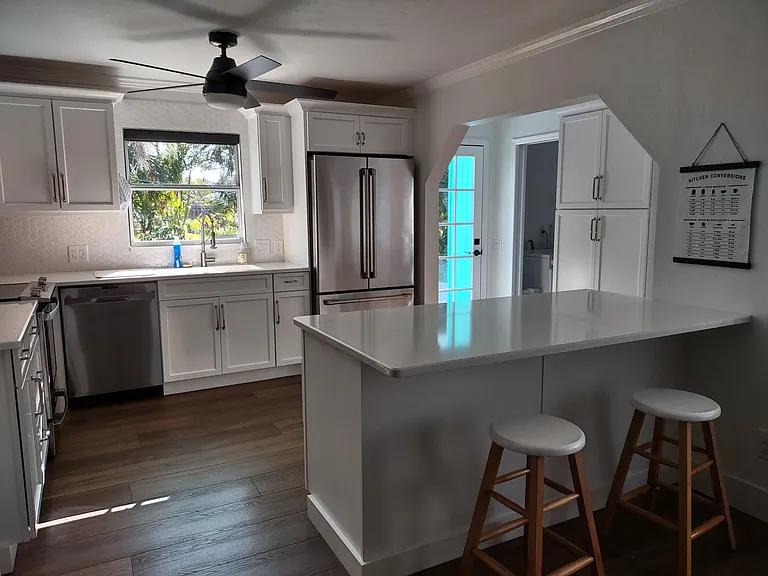 5148 Napoli Dr — Photo 3