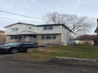 37 Clifford Pl, Harrison, NY 10528