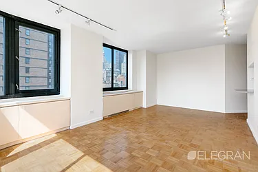 Rented by (Legacy) Elegran