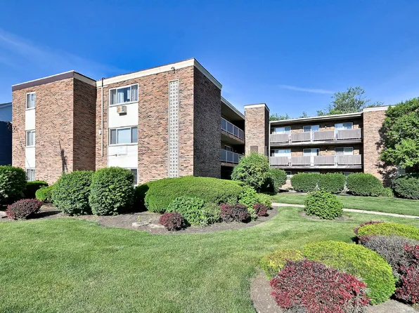 600 S York St APT 3E, Elmhurst, IL 60126