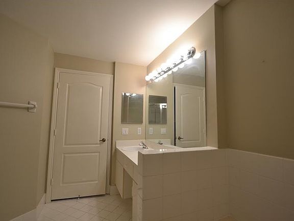 3rd image of 11463 NW 50th Ter