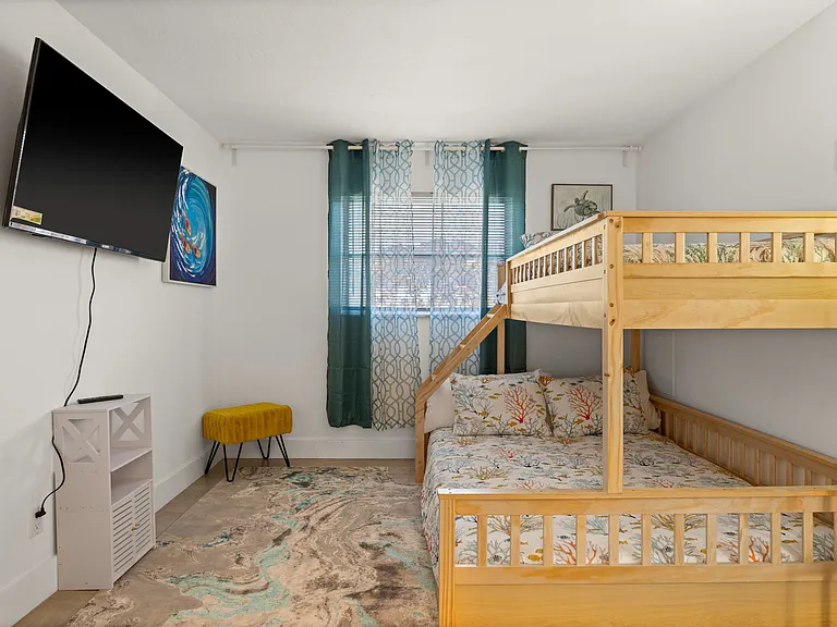 717 105th Ave N — Photo 13