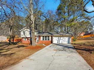 6310 Field Glen Rd, Stone Mountain, GA 30087
