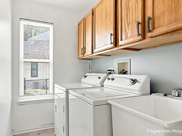 10570 Wing Pointe Dr — Photo 16