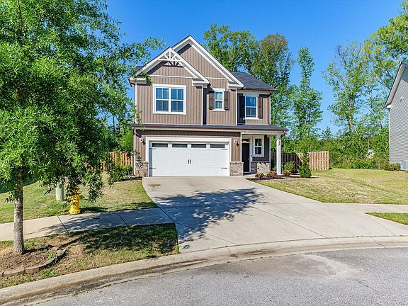 4th image of 247 Caroleton Drive