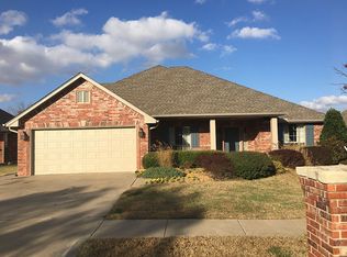 4133 Pine Hill Rd, Norman, OK 73072