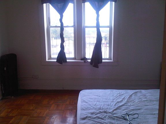 3rd image of 6745 75th St APT 6