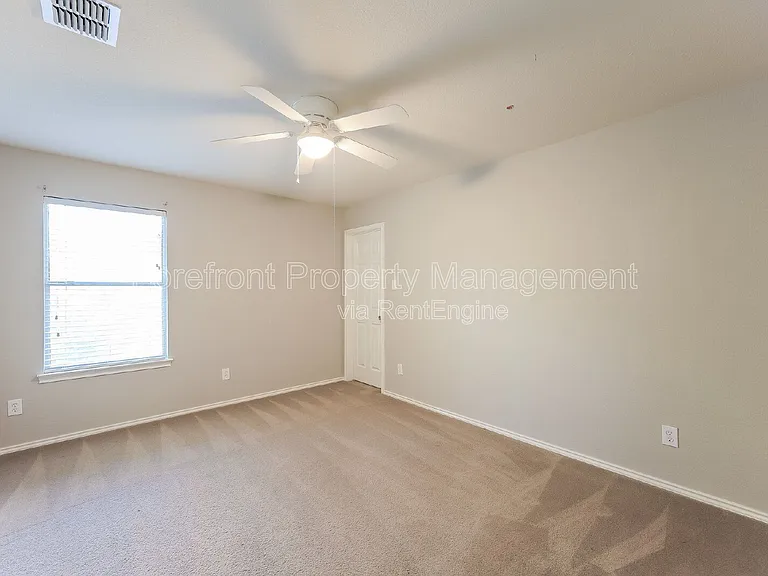 12102 Medina Ml — Photo 14