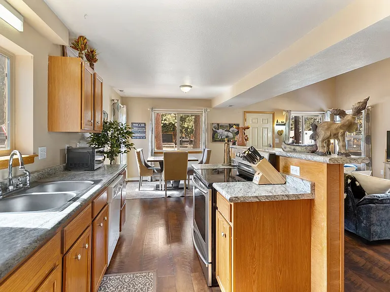 509 N Center St — Photo 17