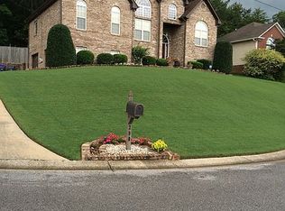 280 Kentwood Dr, Alabaster, AL 35007