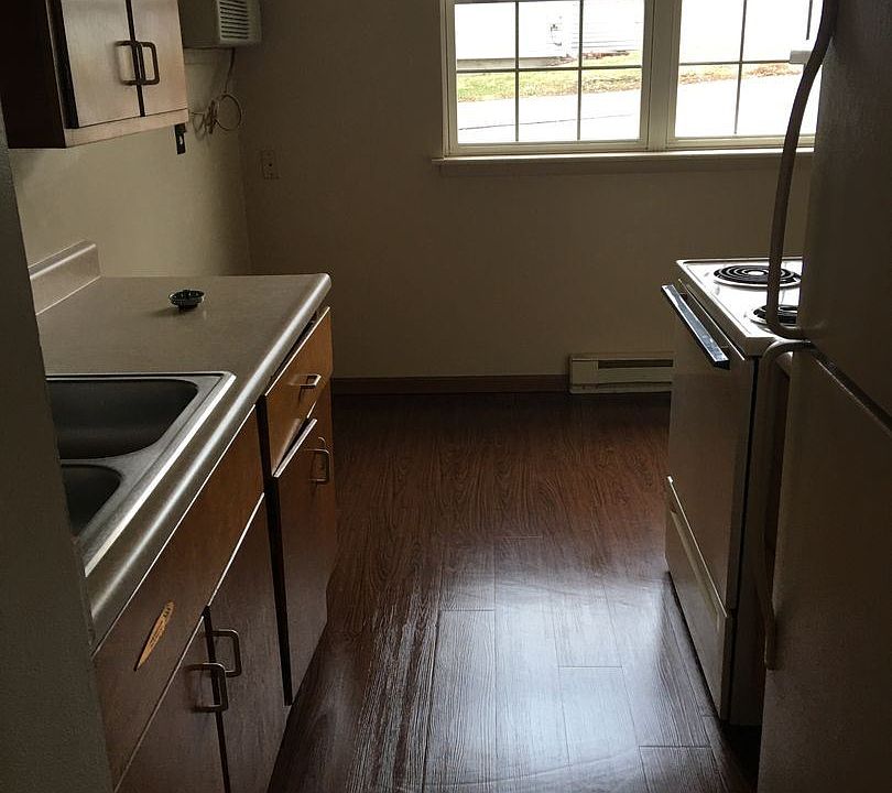 1st image of 610 S Washington St APT 9