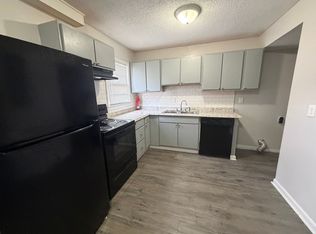 131 Wall St APT 115, Warner Robins, GA 31088