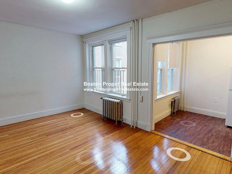 2nd image of 1167 Boylston St #27V