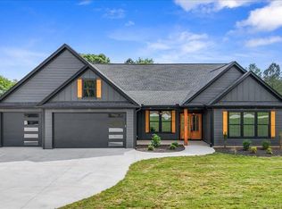 1155 Goodjoin Rd, Campobello, SC 29322