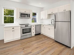 1010 N 41st St #A, Seattle, WA 98103