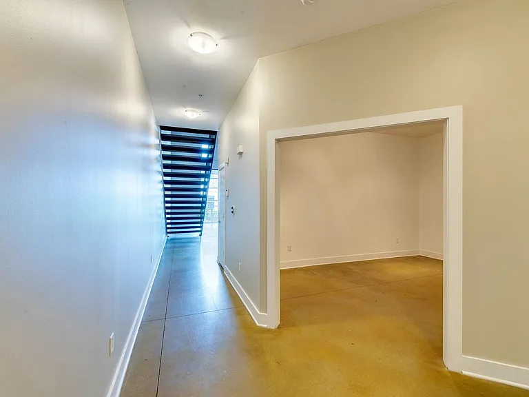 927 Westmere Ave — Photo 23