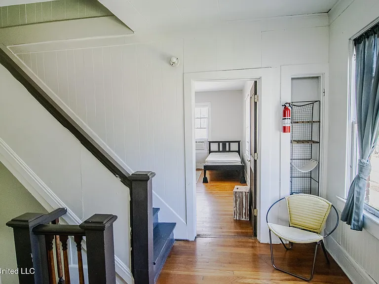 803 N Congress St #D — Photo 7
