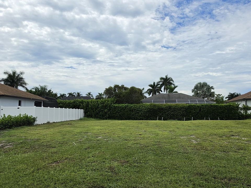 2nd image of 110 Delbrook Way