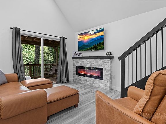 2nd image of 229 Greenbriar Road