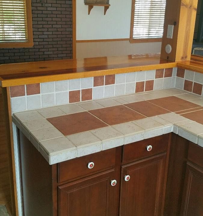 kitchen breakfast bar