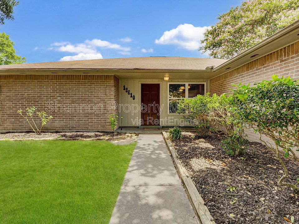 1st image of 13610 Tara Oak Dr