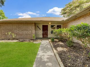 13610 Tara Oak Dr, Houston, TX 77065