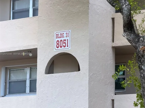8051 N Sunrise Lakes Dr APT 107, Sunrise, FL 33322