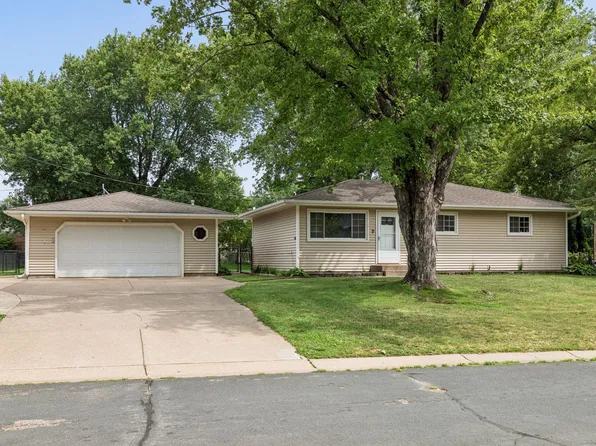 5875 Upper 182nd St W, Farmington, MN 55024