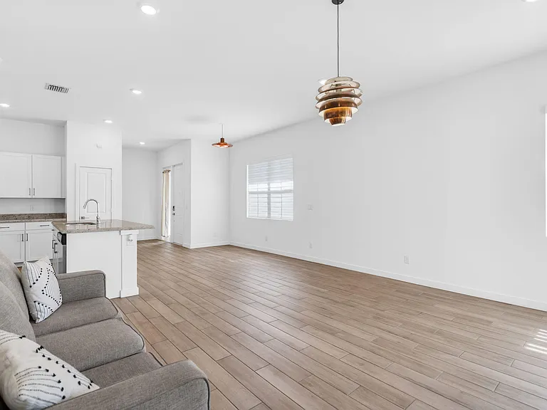 19742 Weathervane Way — Photo 15
