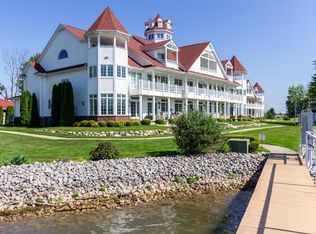 9994 Tashmoo Ln, Clay, MI 48001