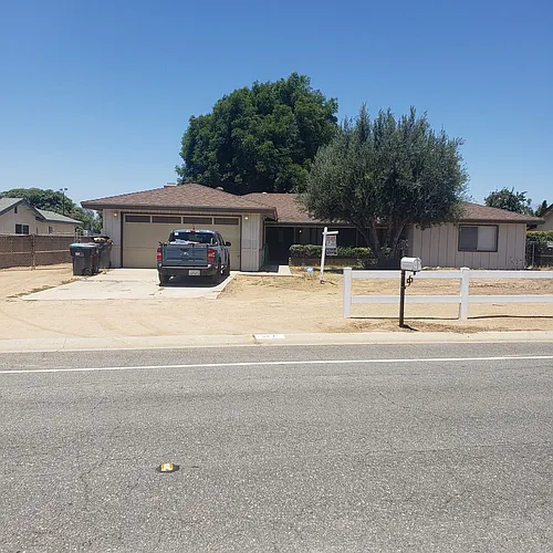 3847 Vine Ave Photo 1