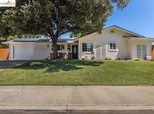 1233 Woodside Dr, Brentwood, CA