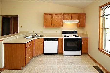 3rd image of 3919-3943 Long Dr #55