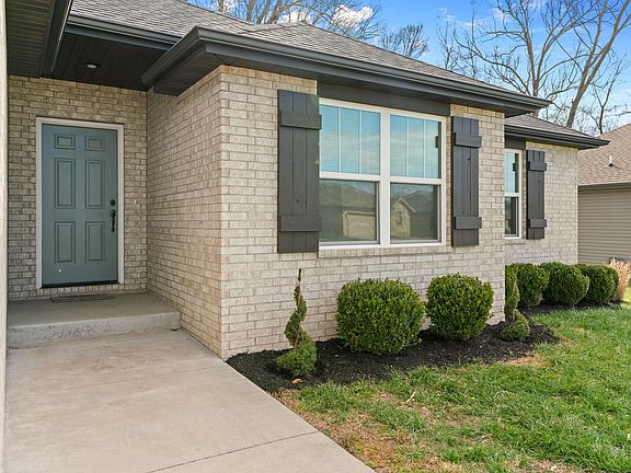 4th image of 1230 N Culpepper Avenue