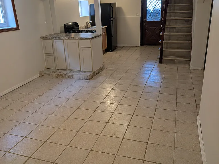 8830 Meade Ave — Photo 15