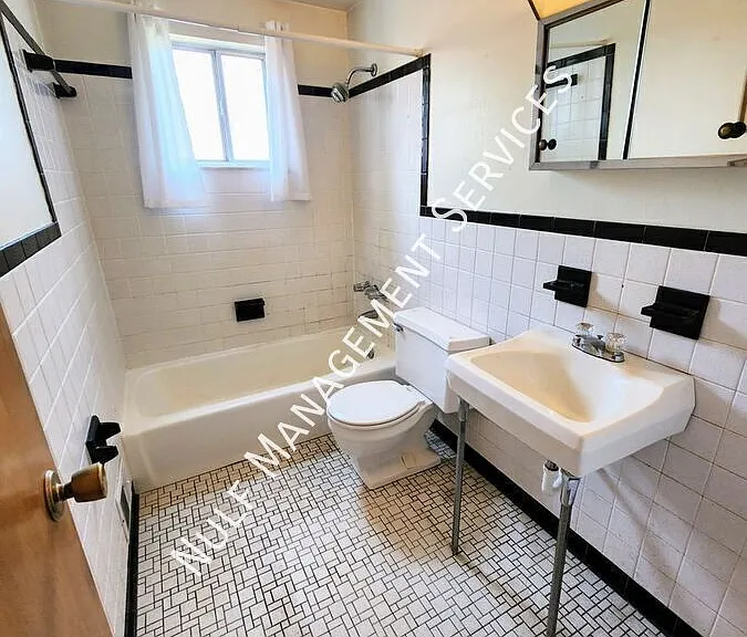 1163 Dohrman St #3 — Photo 4