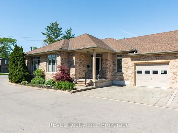 139 Glendale Ave #1, Saint Catharines, ON L2T 2K2