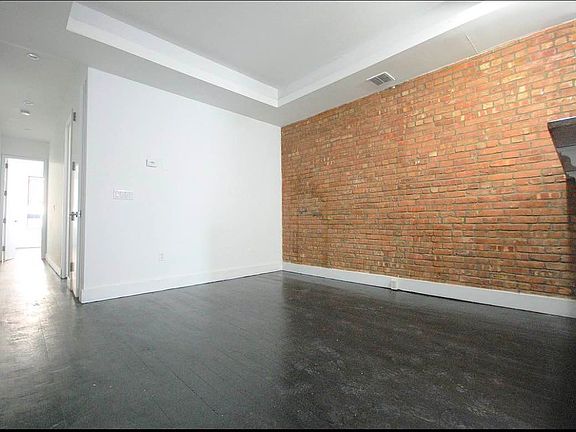 3rd image of 299 Throop Ave APT 5